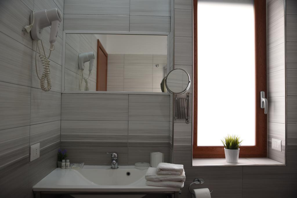 The Night Guest House Sorrente Extérieur photo
