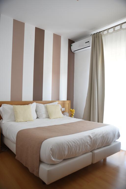 The Night Guest House Sorrente Extérieur photo