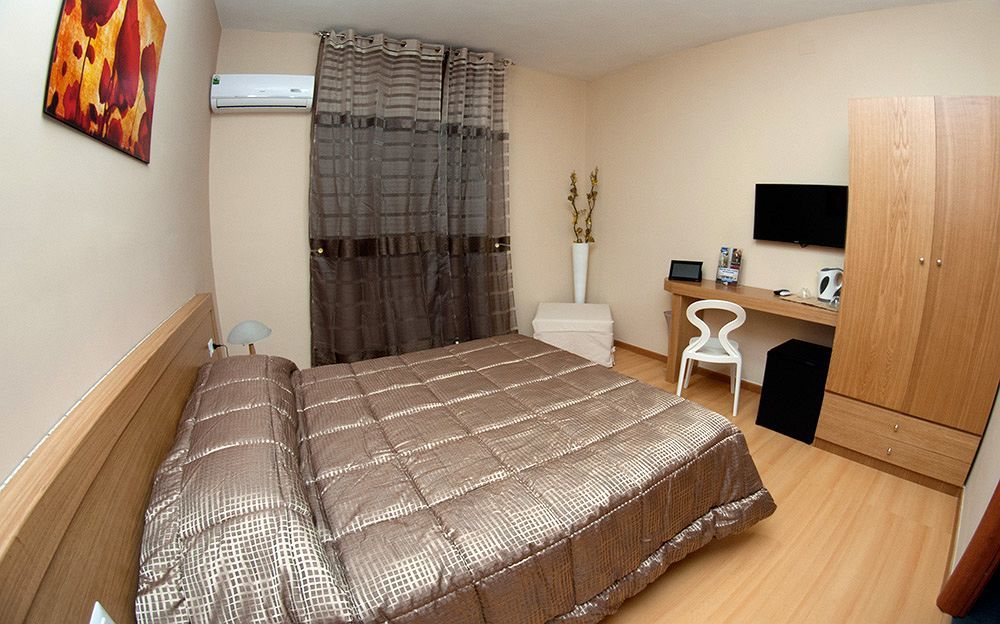 The Night Guest House Sorrente Extérieur photo